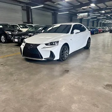 2017 Lexus IS 200t F Sport