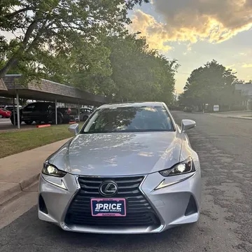 2017 Lexus IS 200t