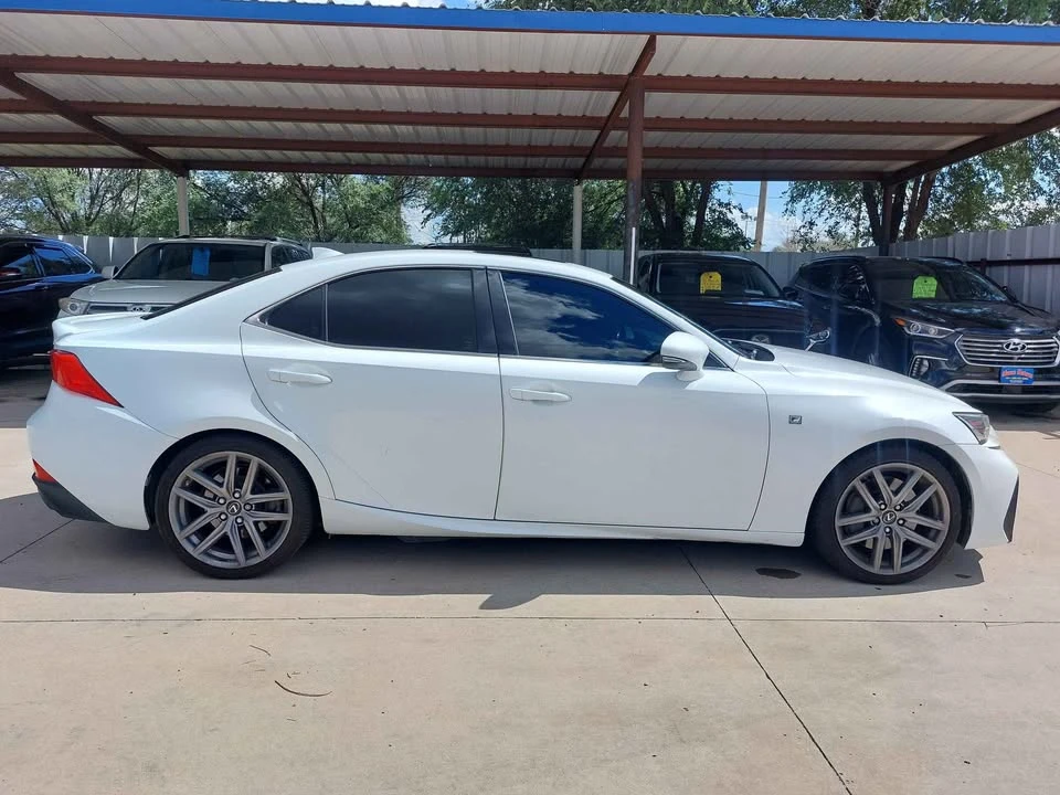 2017 Lexus IS 3rd Gen - Image 5 of 13