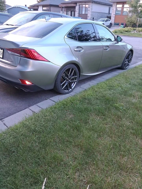 2017 Lexus IS 3rd Gen - Image 4 of 7