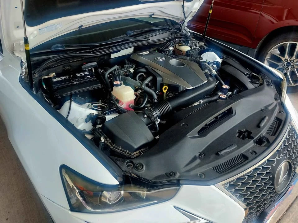 2017 Lexus IS 3rd Gen - Image 11 of 13