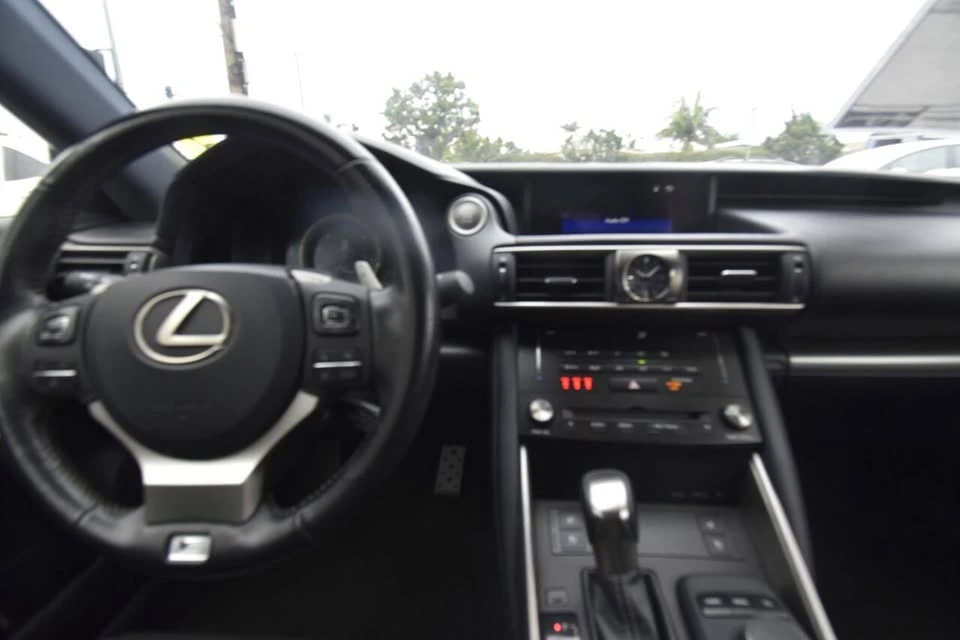 2017 Lexus IS 3rd Gen - Image 16 of 20