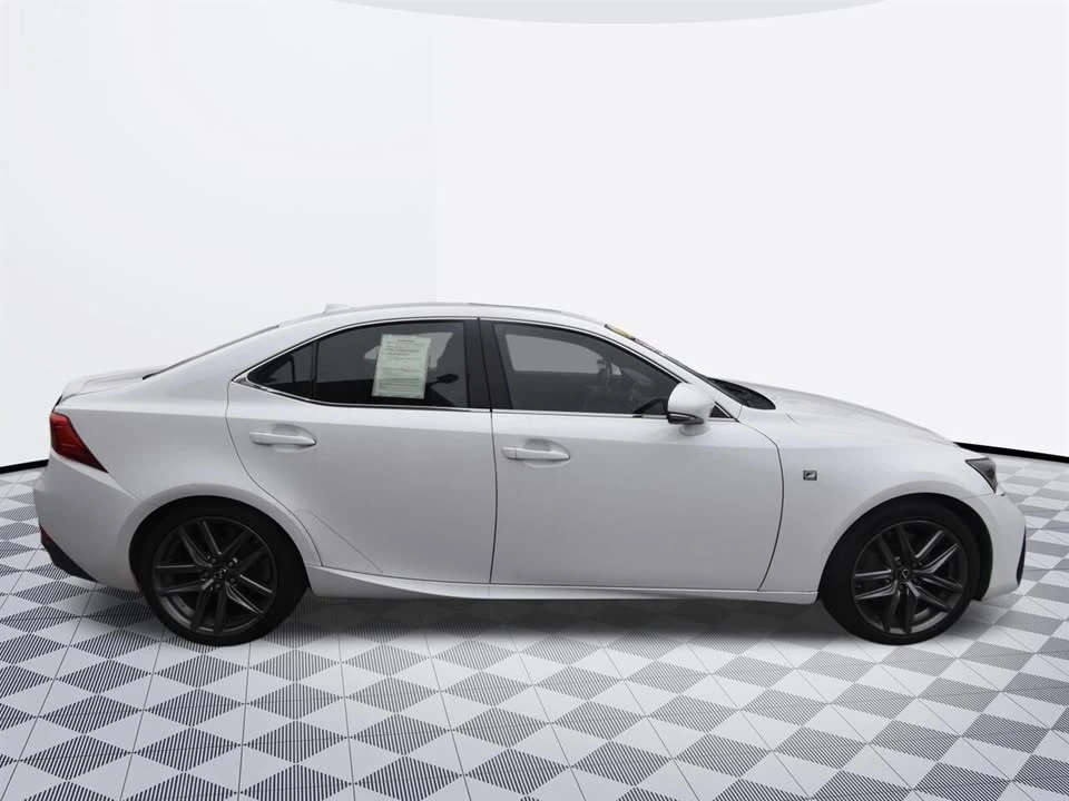 2017 Lexus IS 3rd Gen - Image 4 of 20