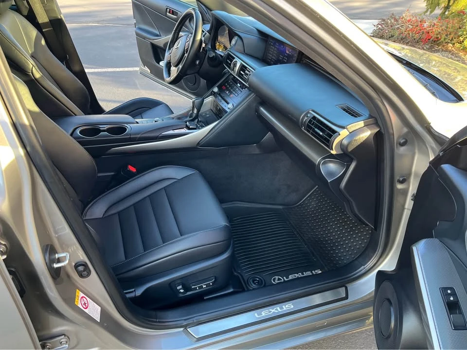 2017 Lexus IS F 2nd Gen - Image 12 of 15