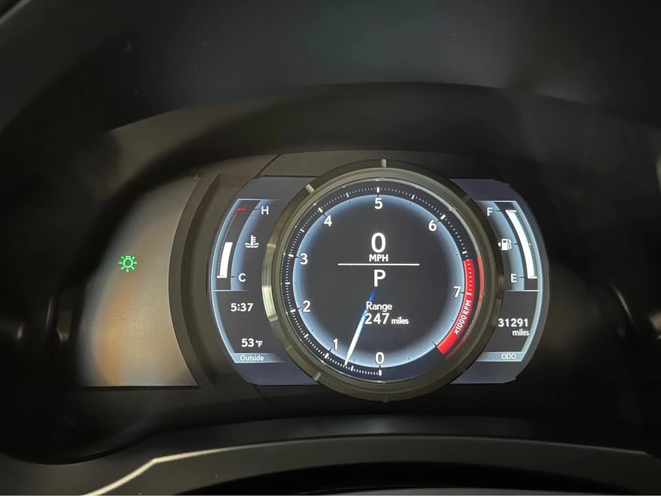 2017 Lexus IS F 2nd Gen - Image 5 of 15