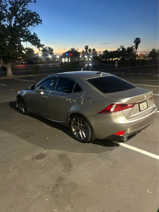2017 Lexus IS 3rd Gen - Image 4 of 7