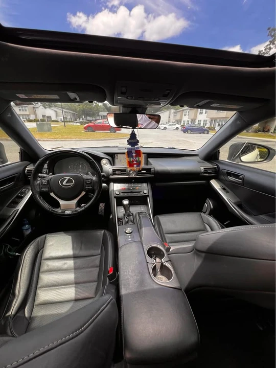 2017 Lexus IS 3rd Gen - Image 6 of 7
