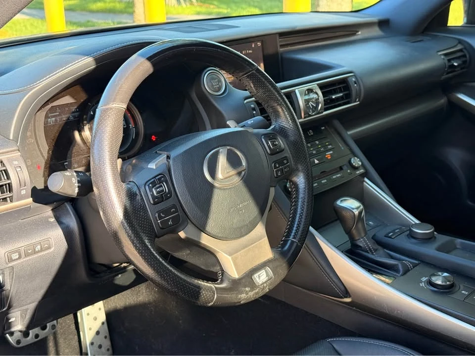 2017 Lexus IS 3rd Gen - Image 14 of 18