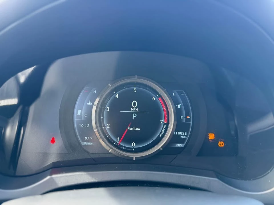 2017 Lexus IS 3rd Gen - Image 14 of 17