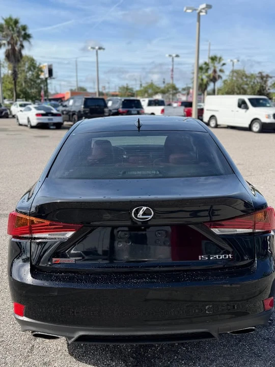 2017 Lexus IS 3rd Gen - Image 4 of 17