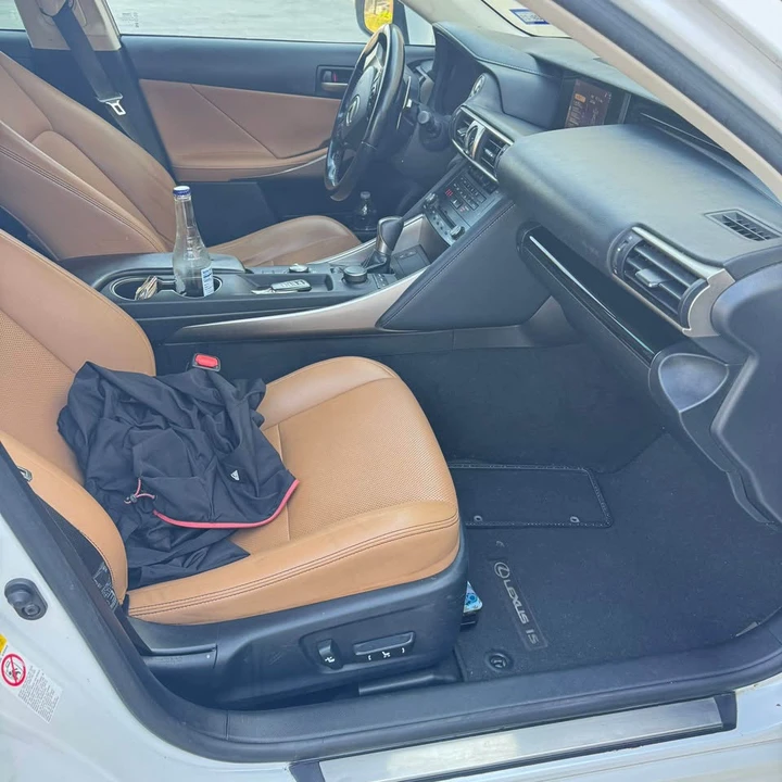 2017 Lexus IS 3rd Gen - Image 6 of 10