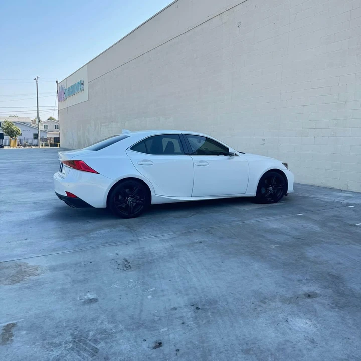 2017 Lexus IS 3rd Gen - Image 5 of 10