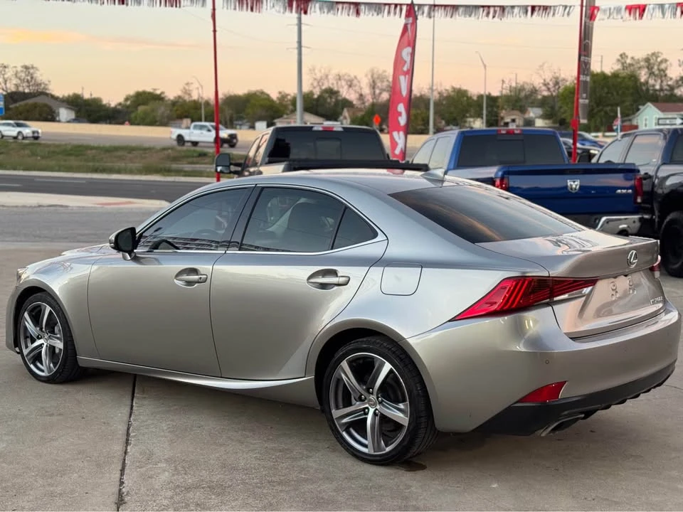 2017 Lexus IS 3rd Gen - Image 4 of 18