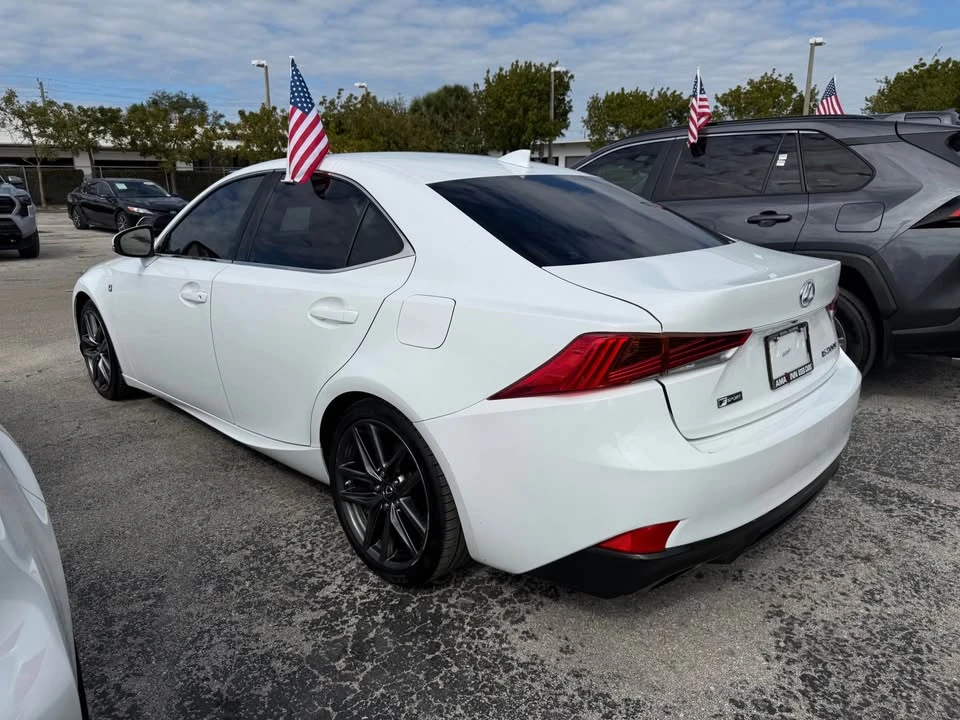 2017 Lexus IS 3rd Gen - Image 5 of 10