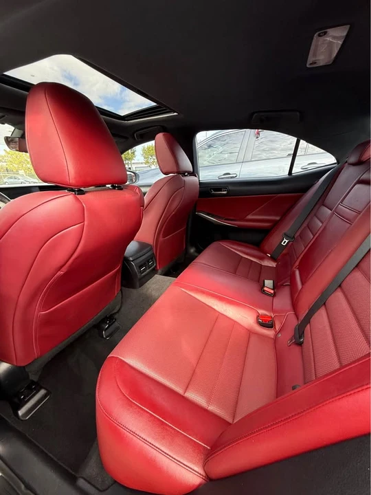 2017 Lexus IS 3rd Gen - Image 8 of 10