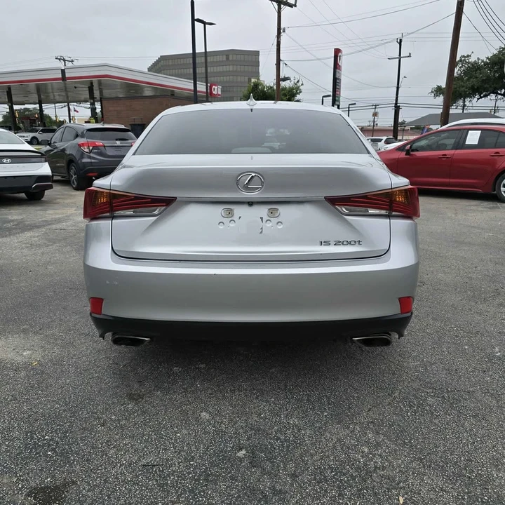 2017 Lexus IS 3rd Gen - Image 4 of 18