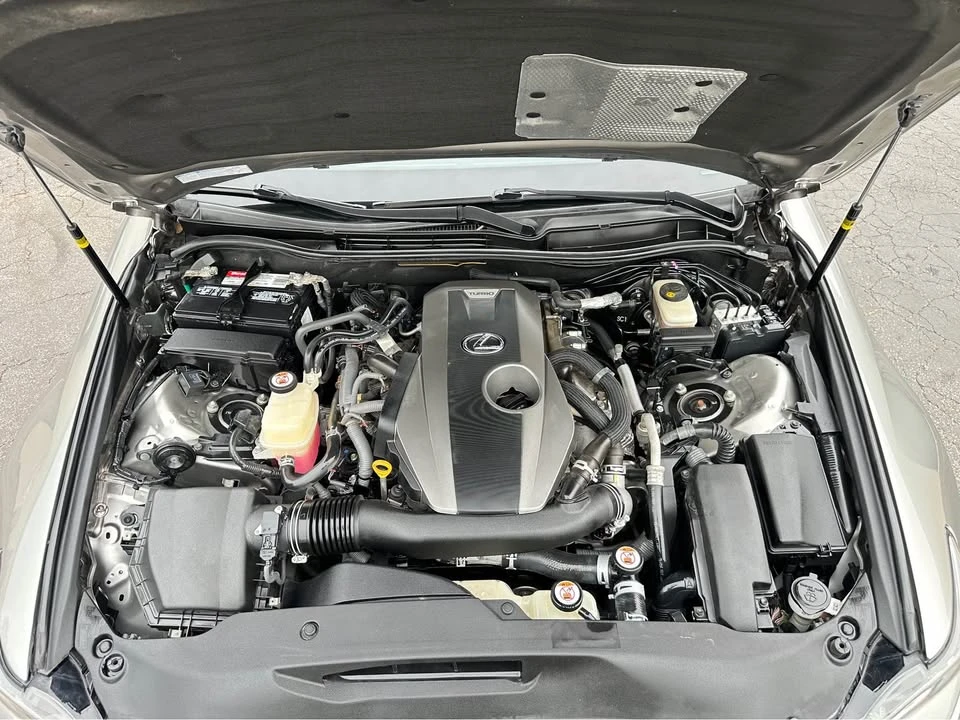 2017 Lexus IS 3rd Gen - Image 17 of 18