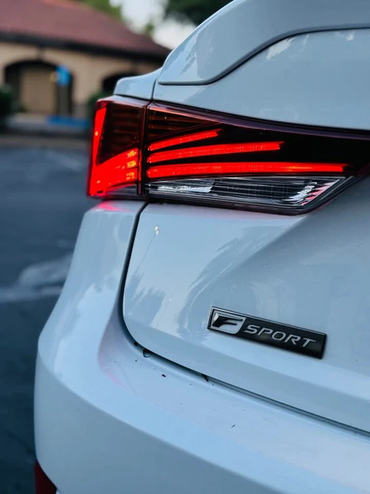 2017 Lexus IS 3rd Gen - Image 9 of 16