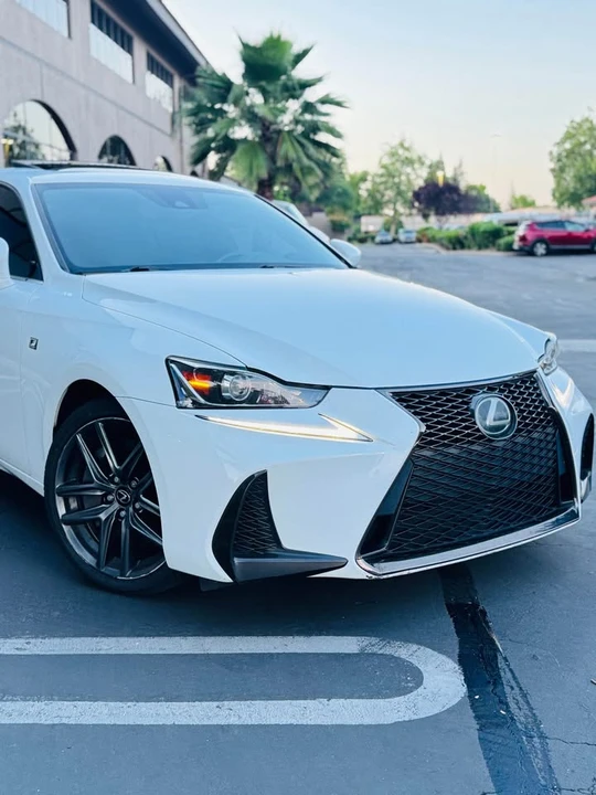 2017 Lexus IS 3rd Gen - Image 11 of 16