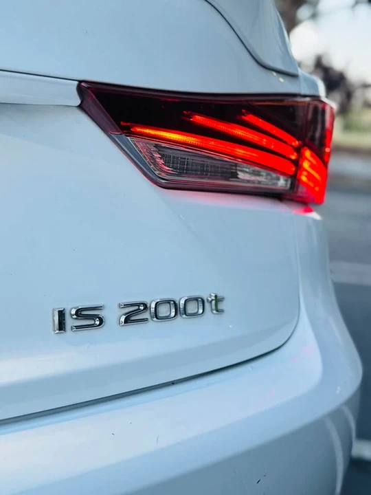 2017 Lexus IS 3rd Gen - Image 8 of 16