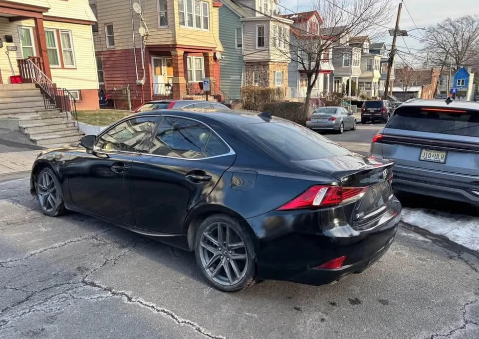 2017 Lexus IS 3rd Gen - Image 5 of 11