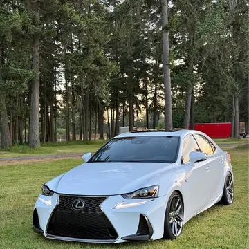 2017 Lexus IS 200t F Sport