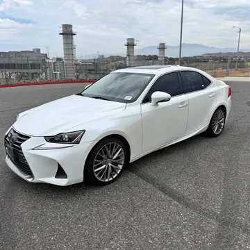 2017 Lexus IS 200t Sedan 4D