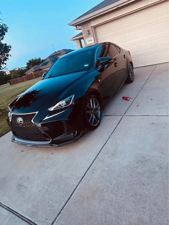 2017 Lexus IS 3rd Gen - Image 4 of 5