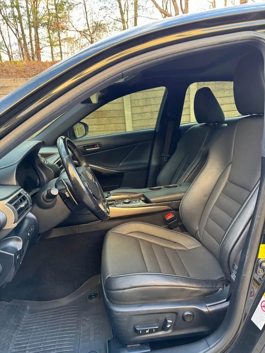 2017 Lexus IS 3rd Gen - Image 7 of 12