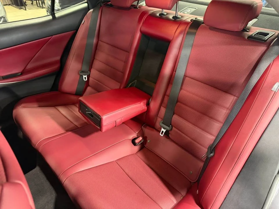 2017 Lexus IS 3rd Gen - Image 19 of 20