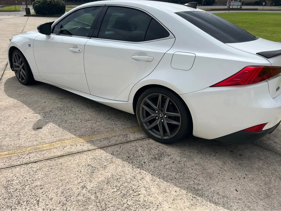 2017 Lexus IS 3rd Gen - Image 4 of 7