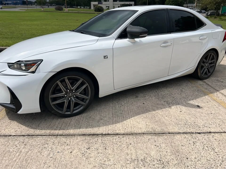 2017 Lexus IS 3rd Gen - Image 5 of 7