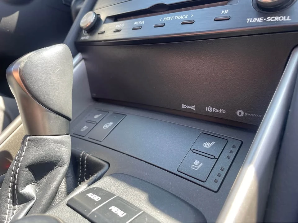 2017 Lexus IS 3rd Gen - Image 16 of 19