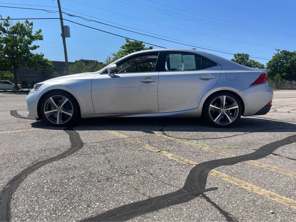 2017 Lexus IS 3rd Gen - Image 4 of 19