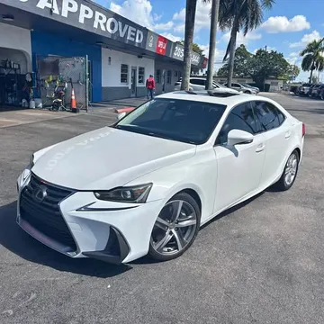 2017 Lexus IS 300 Sedan