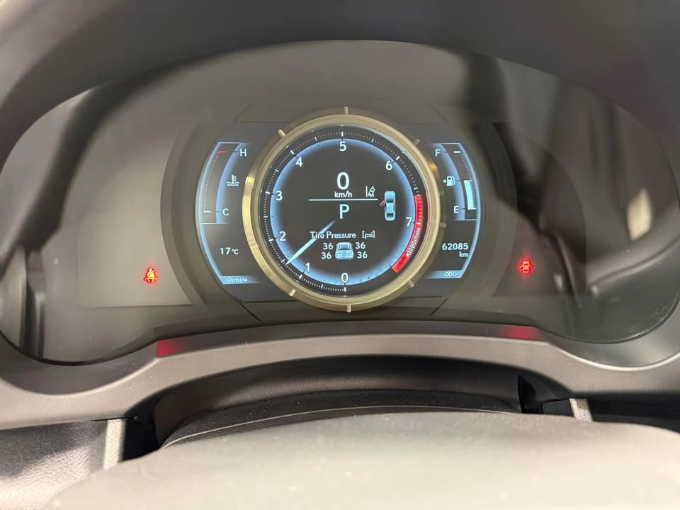 2017 Lexus IS 3rd Gen - Image 18 of 19