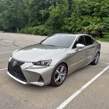 2017 Lexus IS 350 Sedan