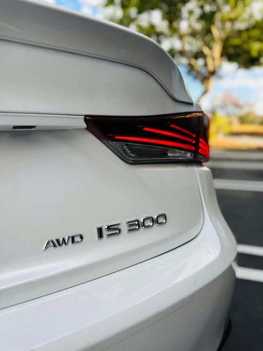 2017 Lexus IS 3rd Gen - Image 6 of 15