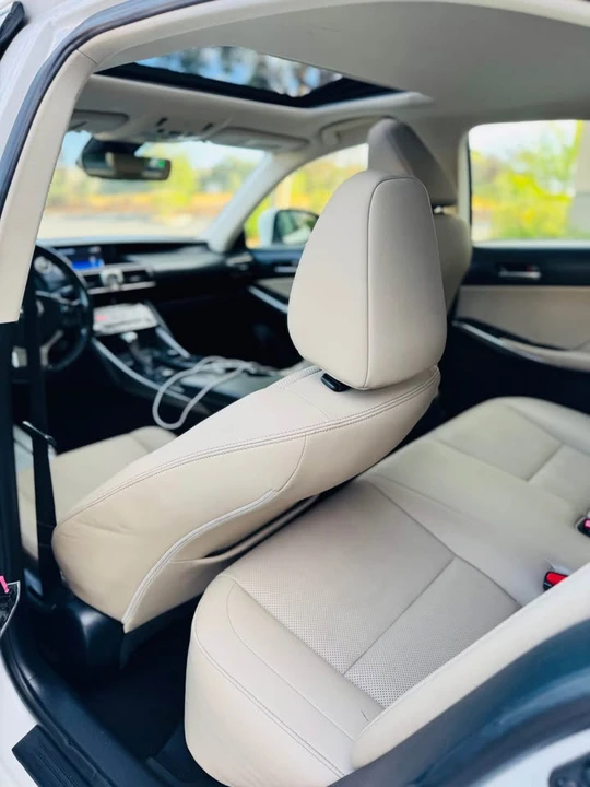 2017 Lexus IS 3rd Gen - Image 12 of 15