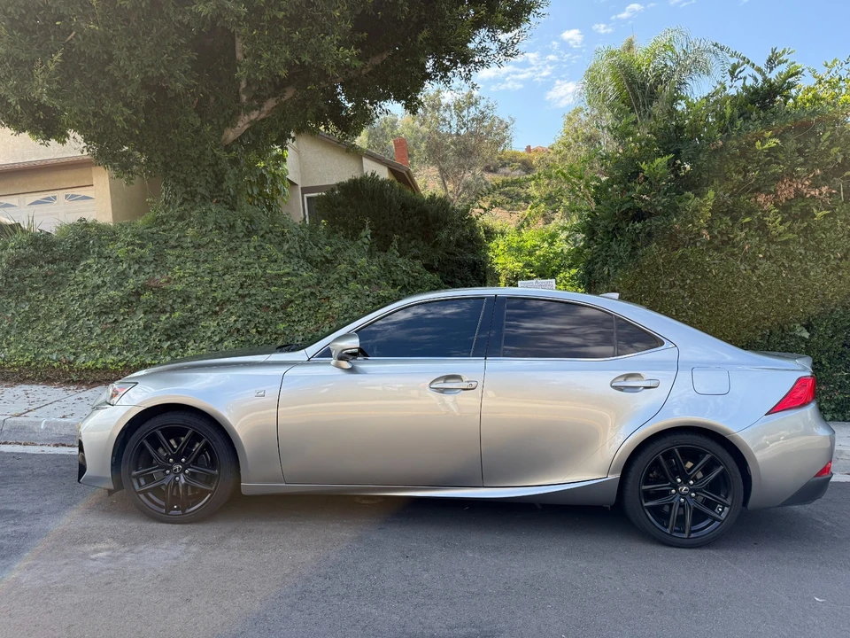 2017 Lexus IS 3rd Gen - Image 8 of 17
