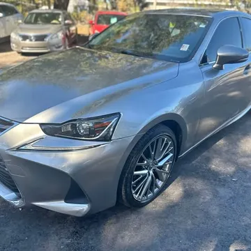 2017 Lexus IS