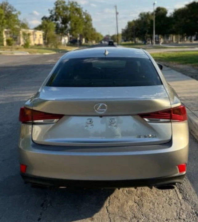 2017 Lexus IS 3rd Gen - Image 4 of 4