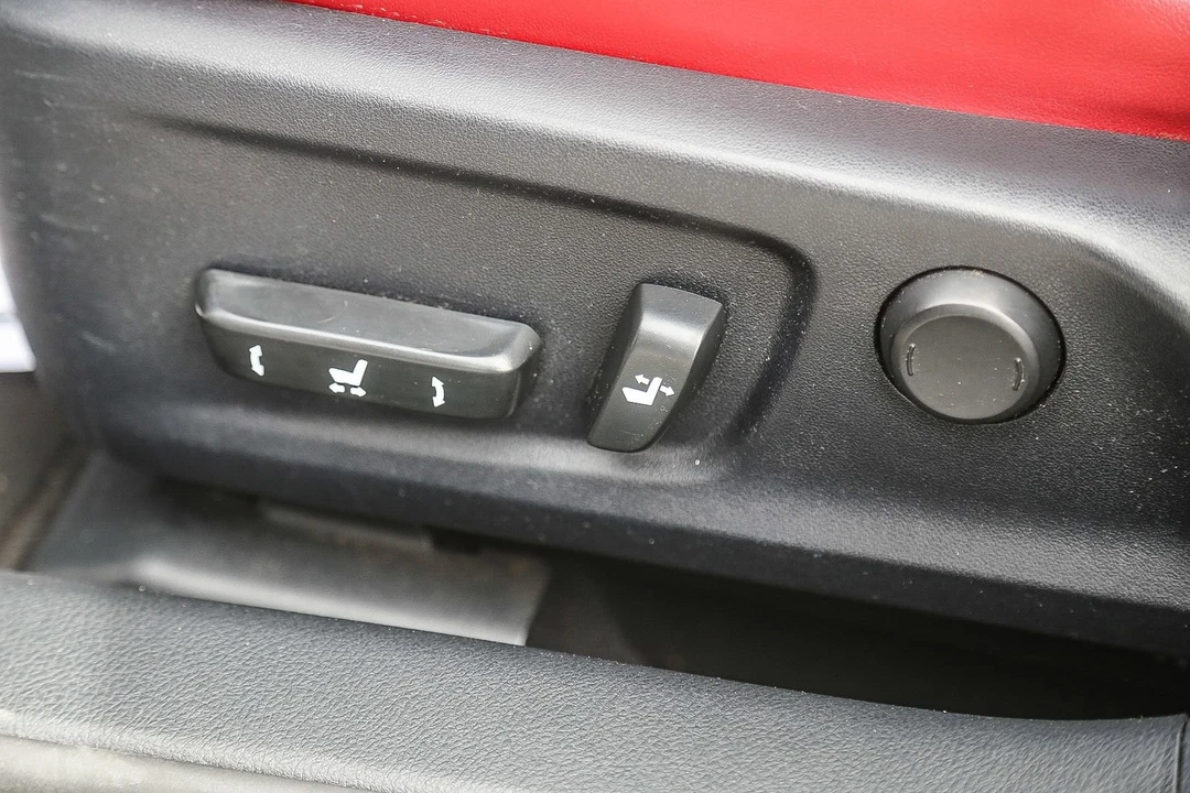 2017 Lexus IS 3rd Gen - Image 20 of 21