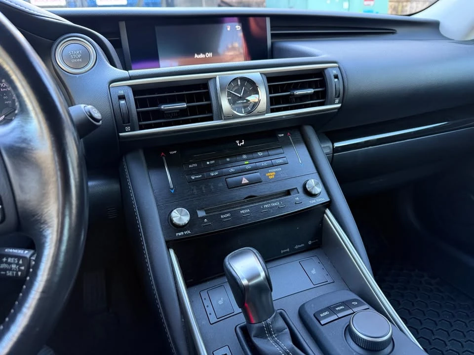 2017 Lexus IS 3rd Gen - Image 5 of 7