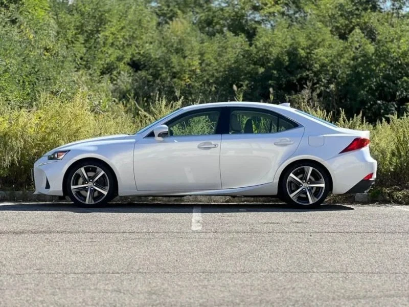 2017 Lexus IS 3rd Gen - Image 5 of 12