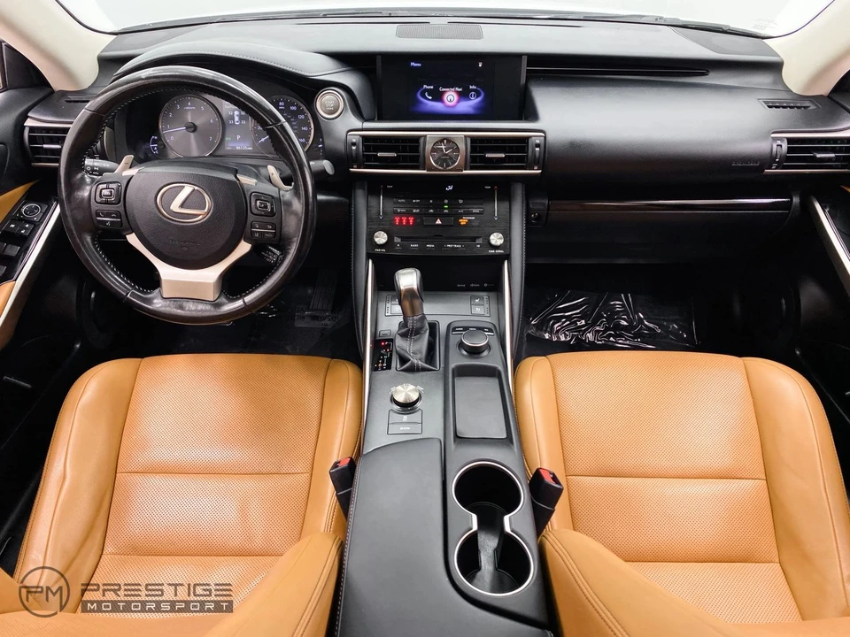 2017 Lexus IS 3rd Gen - Image 19 of 31