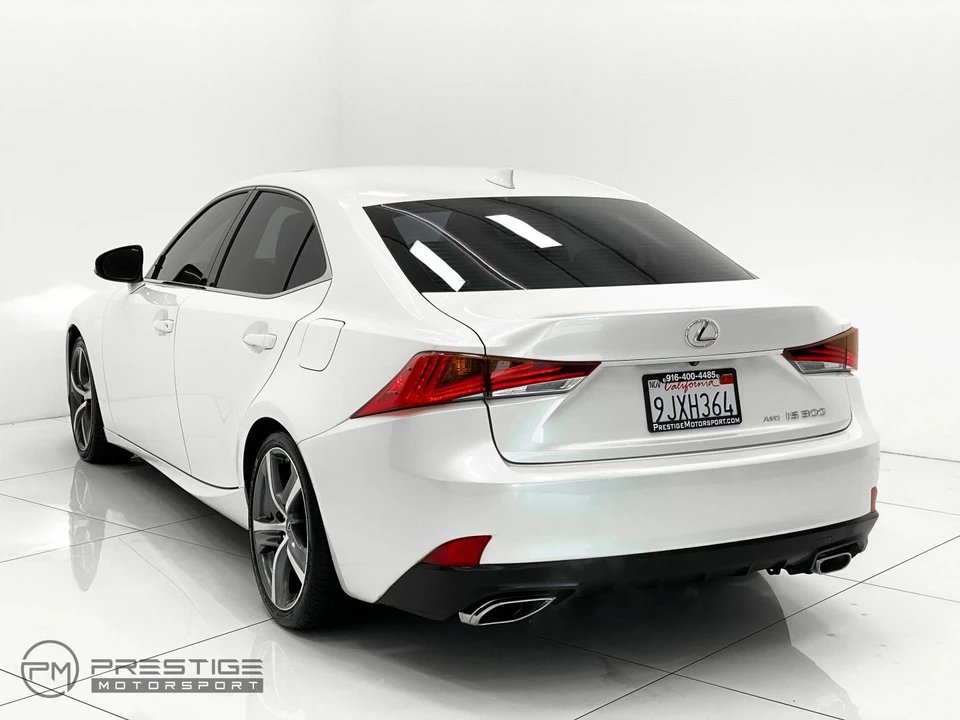 2017 Lexus IS 3rd Gen - Image 12 of 31