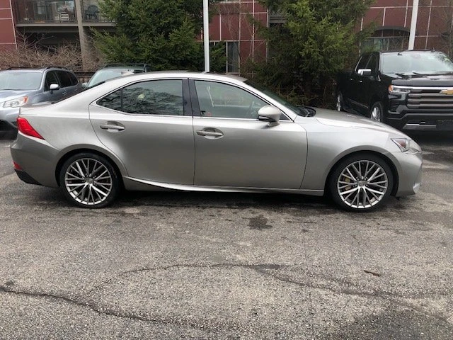 2017 Lexus IS 3rd Gen - Image 5 of 8
