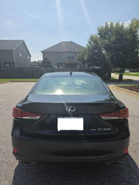 2017 Lexus IS 3rd Gen - Image 5 of 9