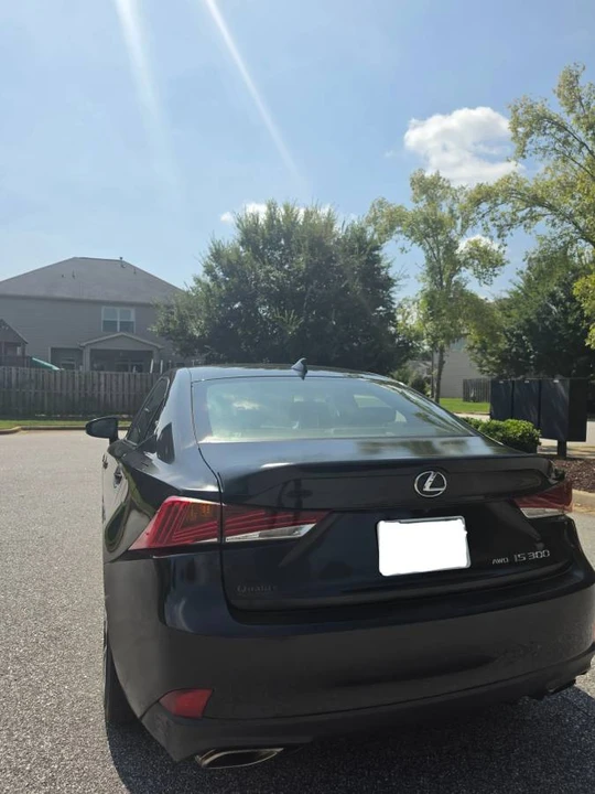 2017 Lexus IS 3rd Gen - Image 4 of 9